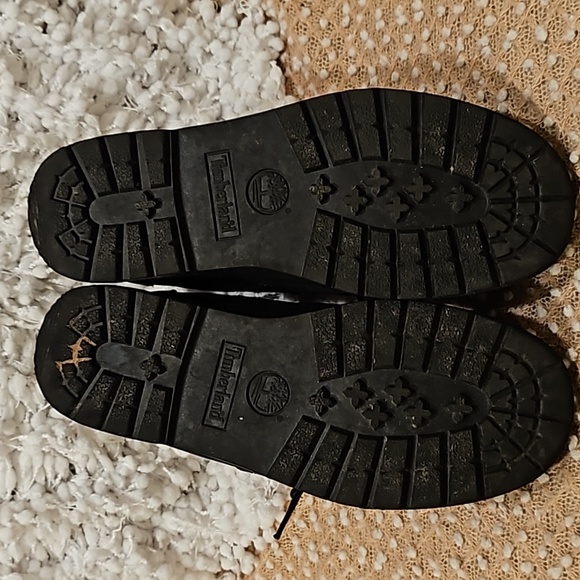 Timberland Boots - Picture 15 of 16
